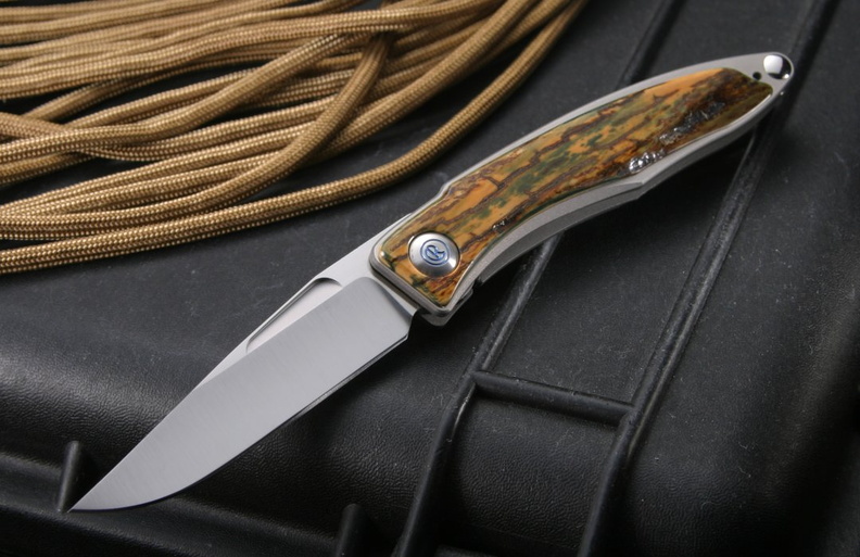 Chris_Reeve_Mnandi_Bark_Mammoth_Ivory_Folding_Knife_3--001.jpg