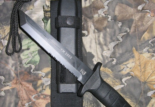 Eikchorn Kampfmesser 2000 Oic