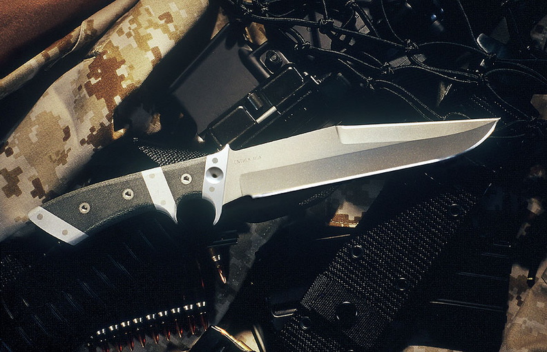 Entrek_Knives_SpecialFighter.jpg