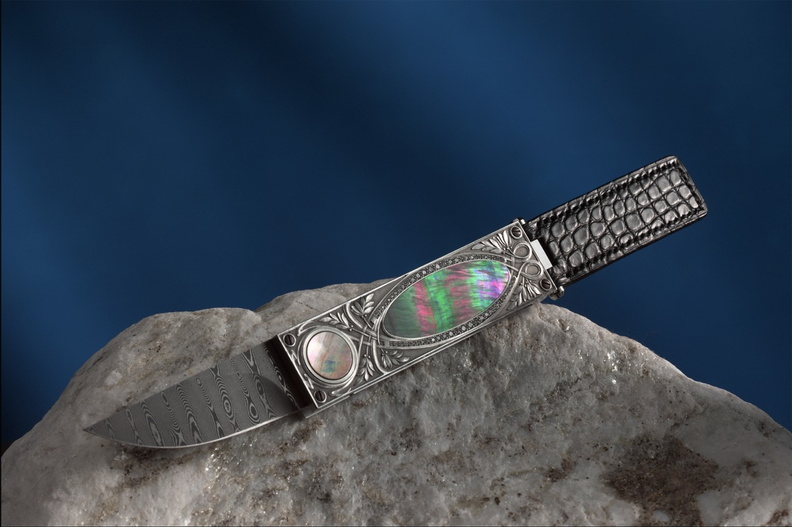 Hill_Knives_1199x799.jpg