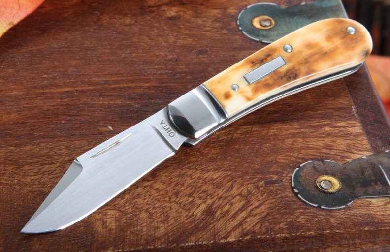 Hiroaki_Ohta_Custom_Knives_Bark__Custom_Folding_Knife.jpg
