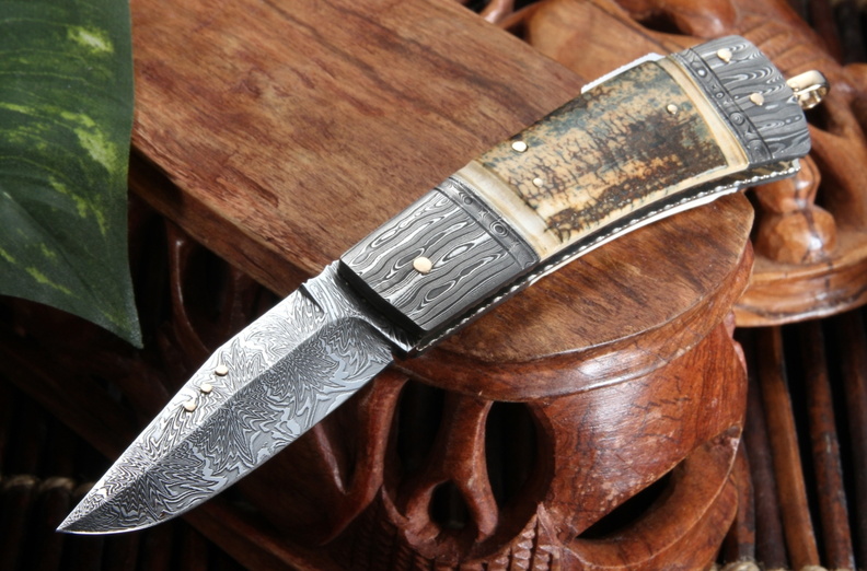 Kaj_Embretsen_Northlands_Damascus__Mammoth_Folding_Knife.jpg