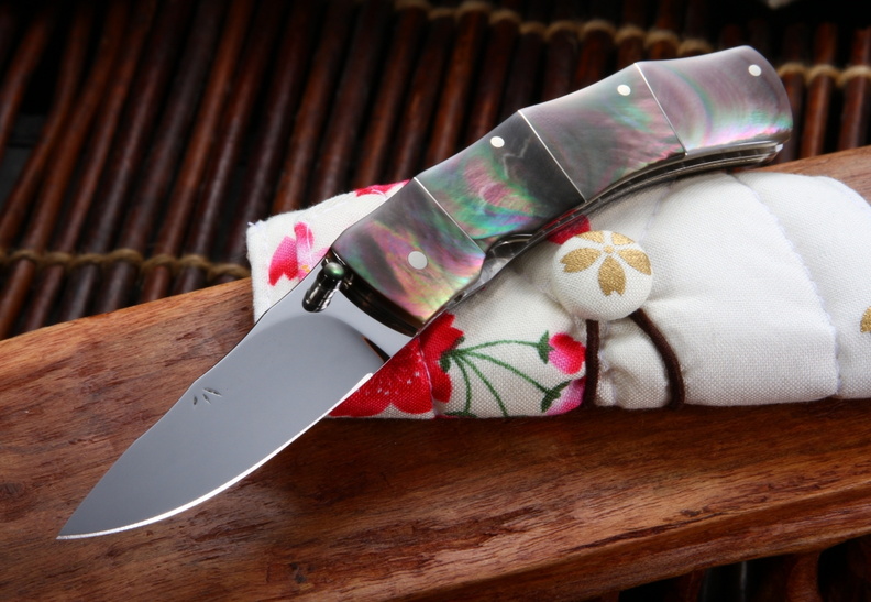 Koji_Hara_Custom_Knives__Black_Pearl_Medake__Custom_Folding_Knife.jpg