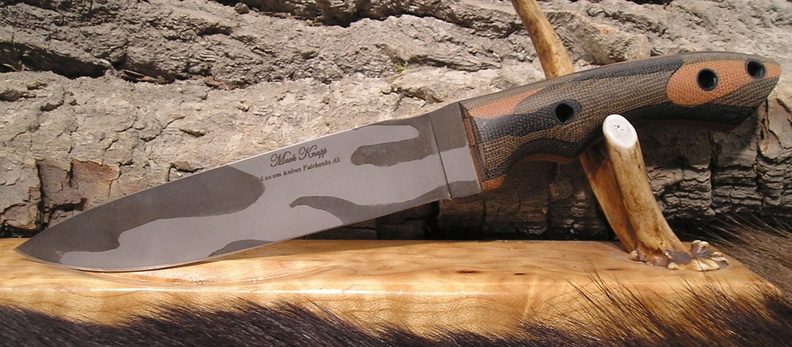 Knapp_Mark_Camo_knife_600.jpg