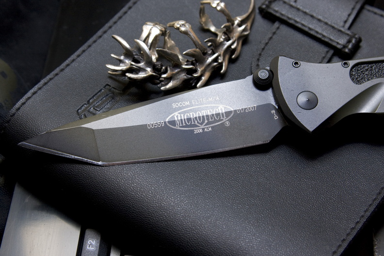 Microtech_1920x12801.jpg