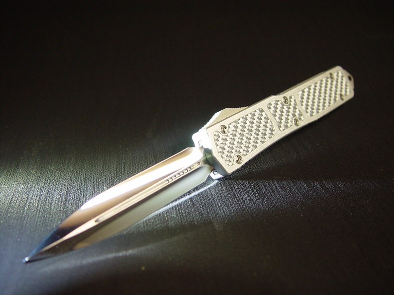 Microtech_WinterIce_0179.jpg