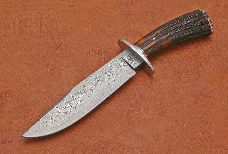 Mike_Ruth_Damascus_Bowie_amber.jpg
