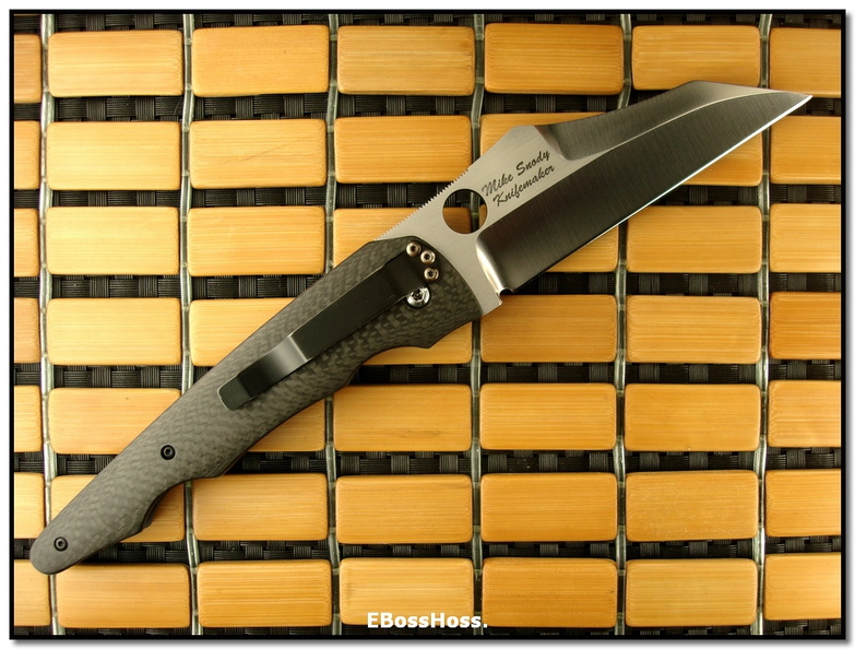 Mike_Snody_Reactor_Tactical_Folder_01.jpg