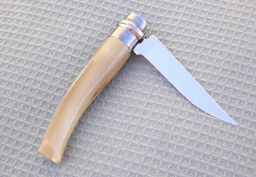 Opinel con hoja de pescado