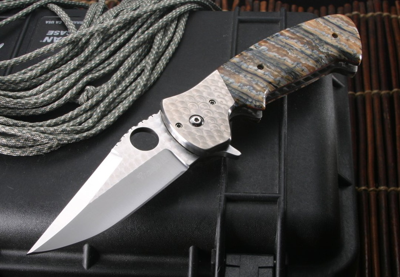 Pat__Wes_Crawford_Mammoth_Tooth_Kasper_Folding_Knife.jpg