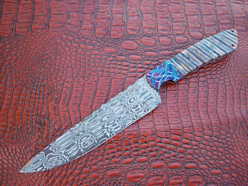 P_J_Ernest_Camp_Knives_09.jpg
