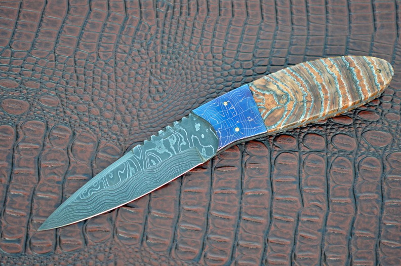 P_J_Ernest_Fighting_Knives_15.jpg