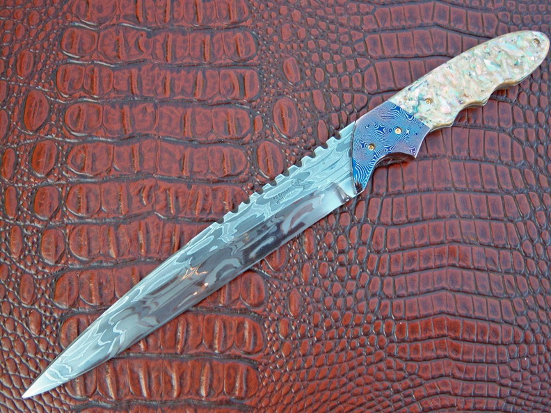 P_J_Ernest_Knives_Currently_Available_01.jpg