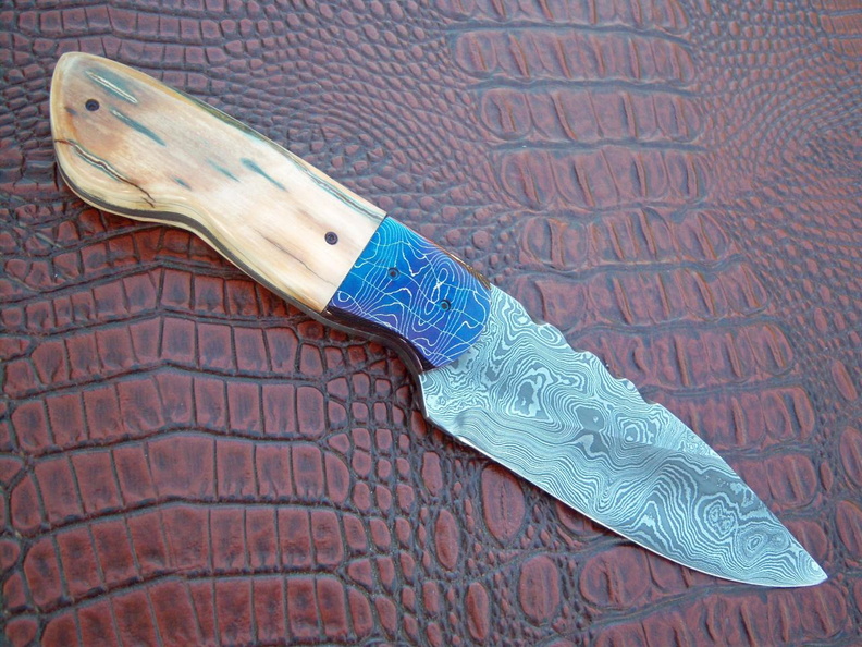 P_J_Ernest_Knives_Currently_Available_06.jpg