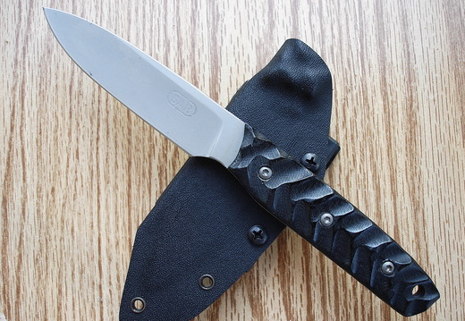 SAR KNIVES RIDGE RUNNER S30V