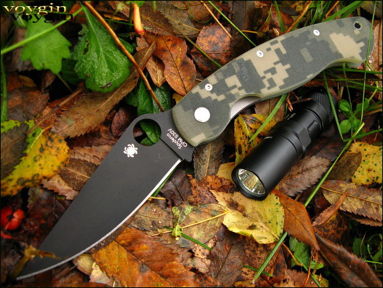Spyderco_Military_Camo_1.jpg