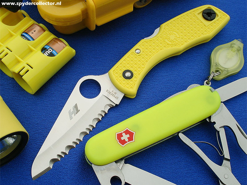 Spyderco_Salt_I_SE_Yellow.jpg