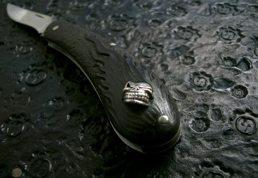 Knife 800x600
