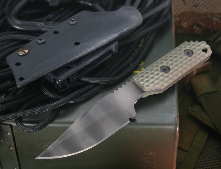 Strider_Knives_PR_Green_Gunner_Grip_Tactical_Fixed_Blade_Knife.jpg