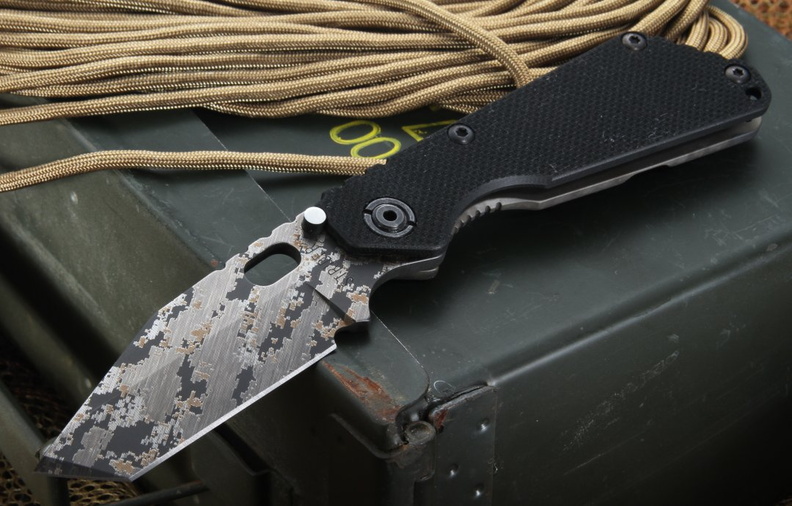 Strider_Knives_SNG_Tanto_Black_Digicam_Folding_Knife.jpg