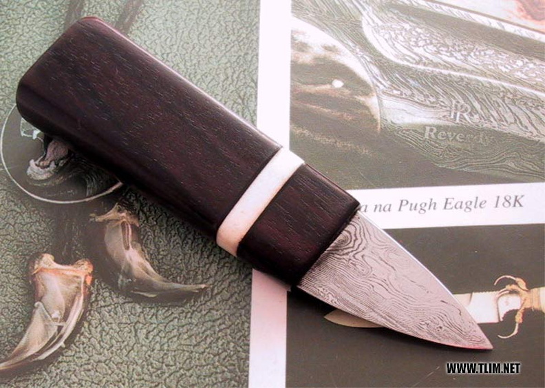 Tlim_knives_C119.jpg