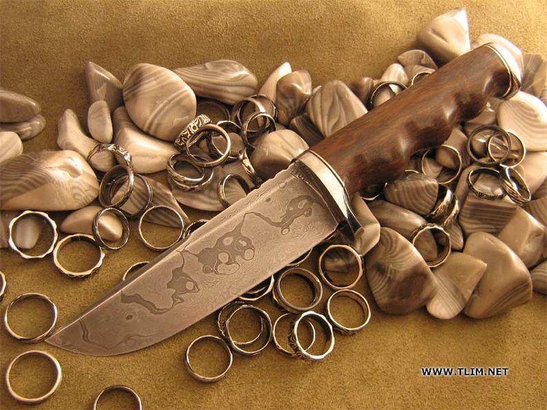 Tlim_knives_C211.jpg