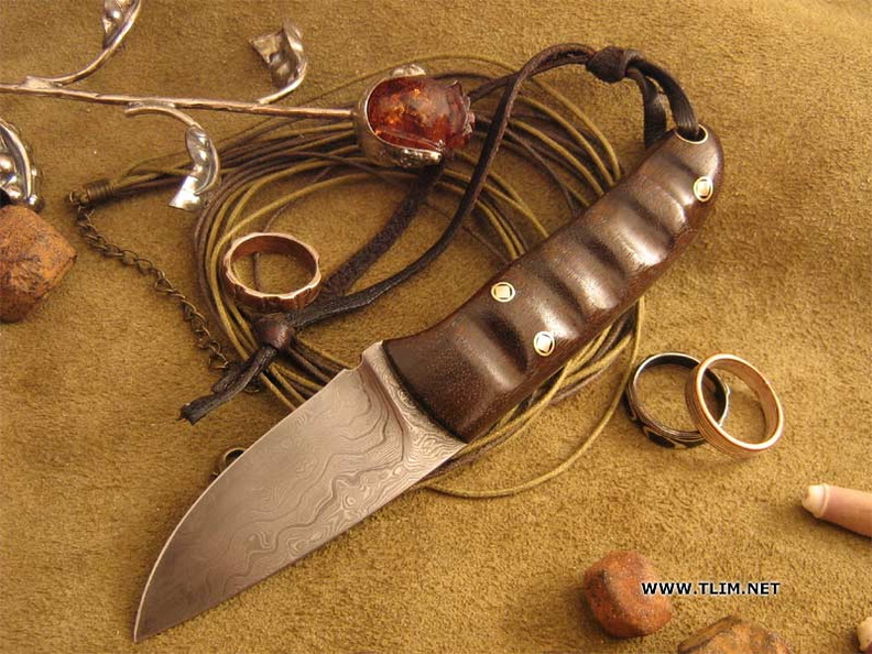 Tlim_knives_C252.jpg
