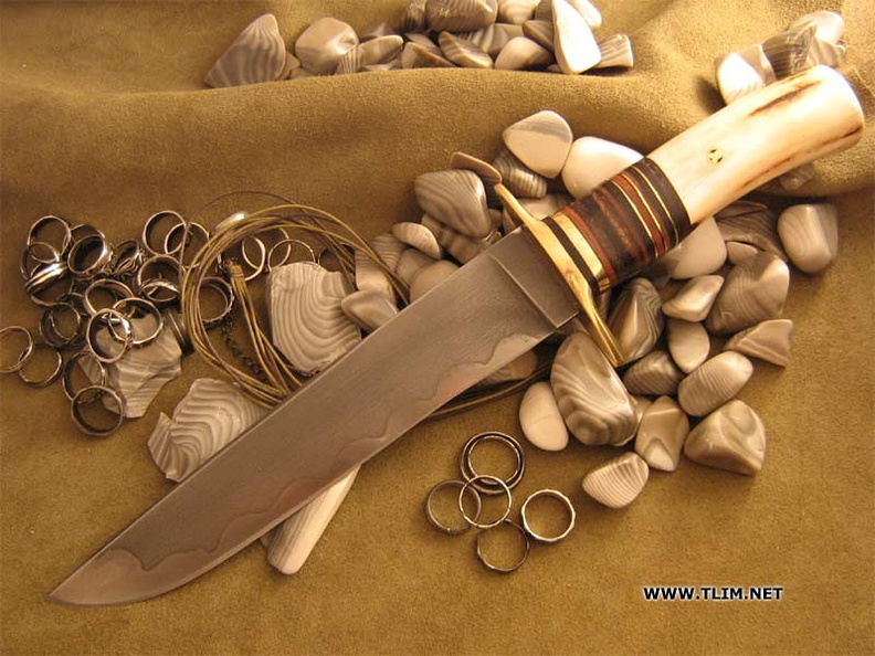 Tlim_knives_C60.jpg