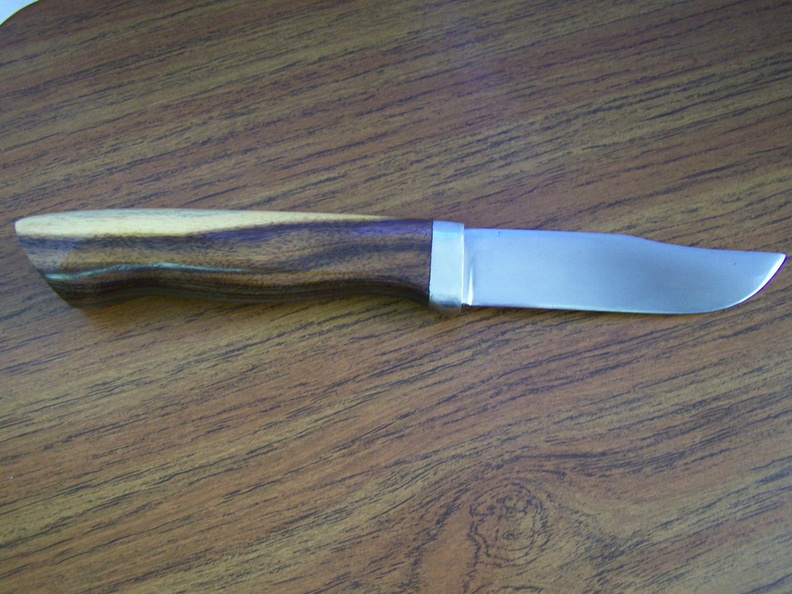 Clip_Hunter__O1_with_nickel_silver_guard_and_texas_ebony_handle1.jpg