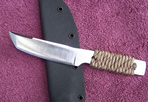 Tantostyle EDC with kydex sheath