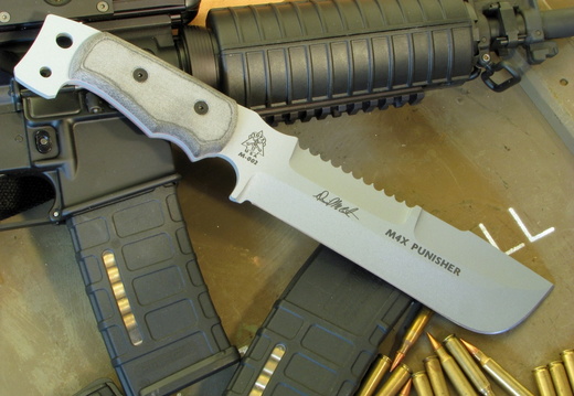TOPS Punisherwar zone knife