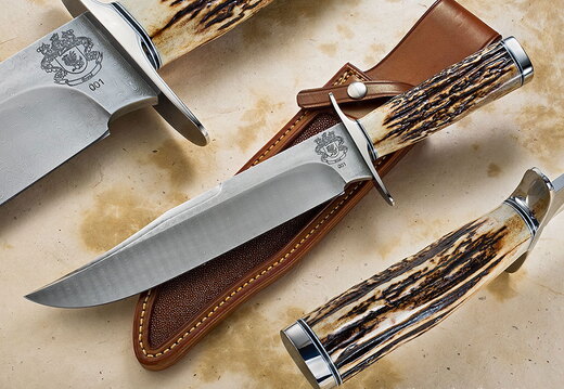 Walter Brend with a stag bowie The swell on this one melts in your hand and this knife wears his latest logo