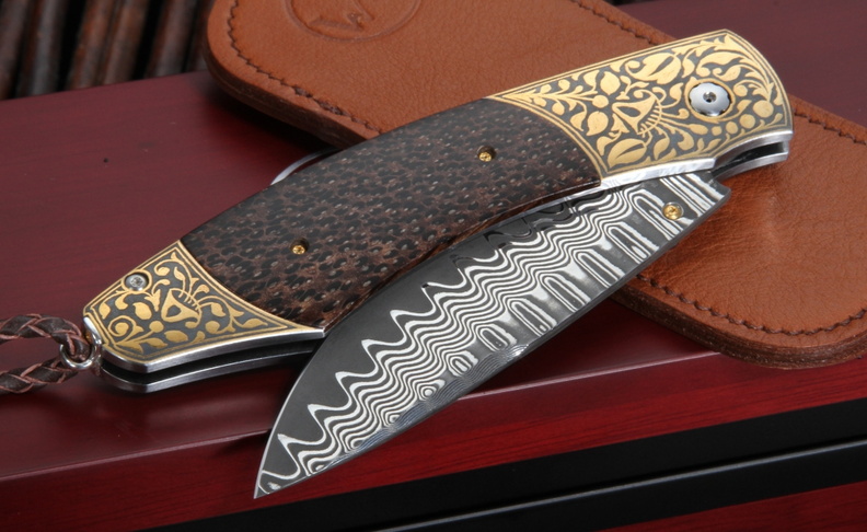 William_Henry_B12_Jakarta_Gold__Damascus_Folding_Knife--001.jpg