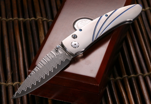 William Henry Quest  B15FTDII Wave Damascus Knife