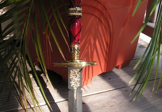 Willy B Dagger