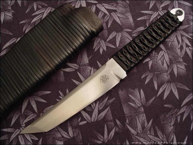 D_C_Munroe_Aikuchi.jpg