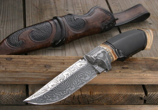 Explosion 3 Bar Damascus and Ebony Hunting Knife--002