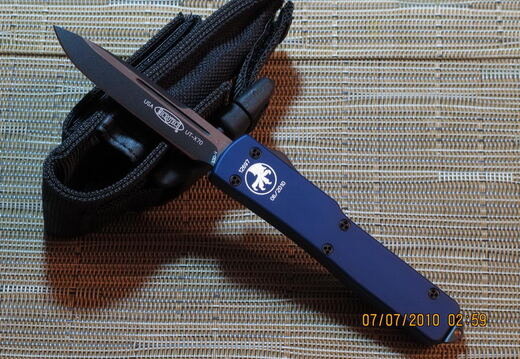 UTX70  Single Edge  Black Blade  Plain  Blue Handle